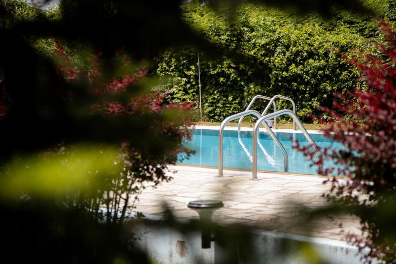 Zeusplace Poolvilla Natura Paralia Katerini Bagian luar foto